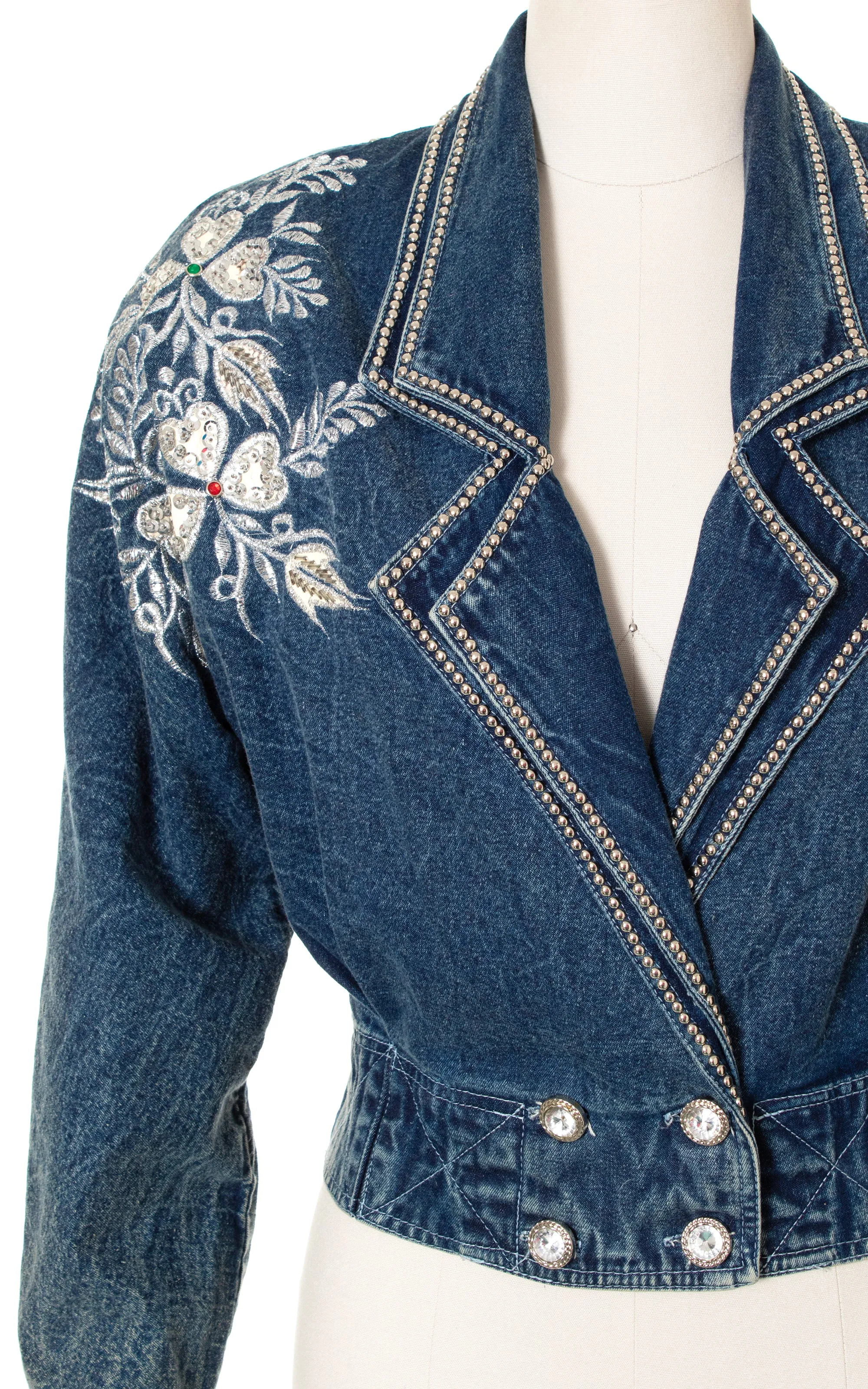 1980s Floral Embroidered Rhinestone Cropped Denim Jacket | medium/large