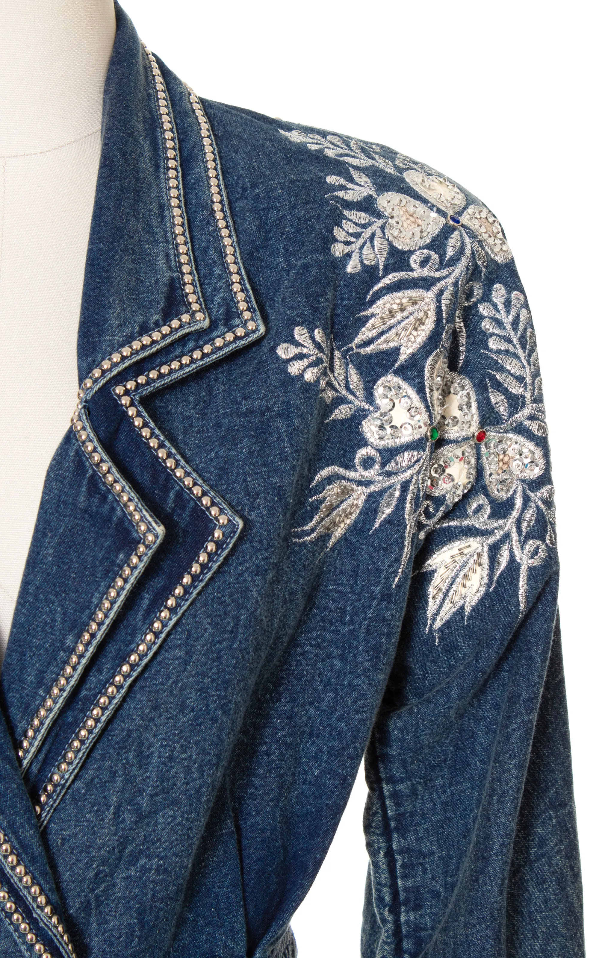 1980s Floral Embroidered Rhinestone Cropped Denim Jacket | medium/large