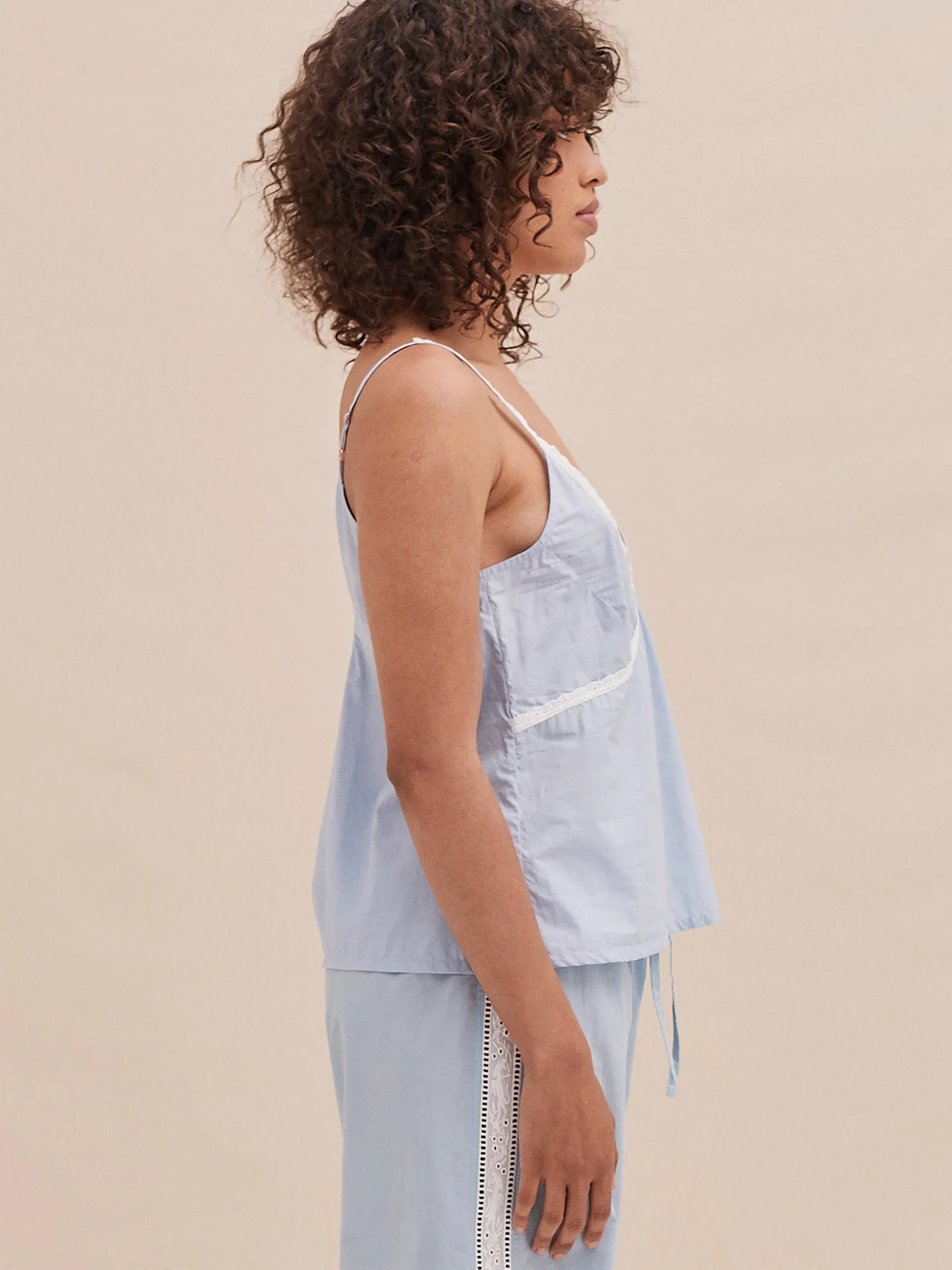 Lounge trio set in Dorothea print in light blue