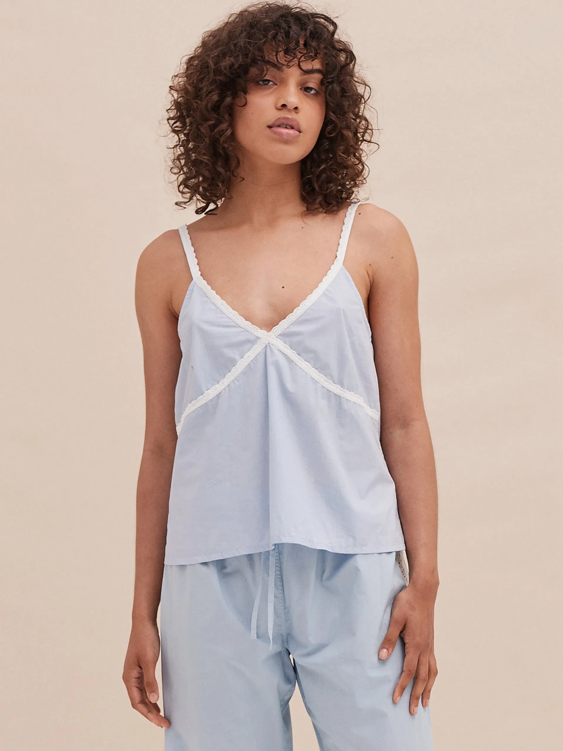 Lounge trio set in Dorothea print in light blue