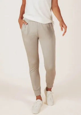Naomi Sweatpant in Ice Gray