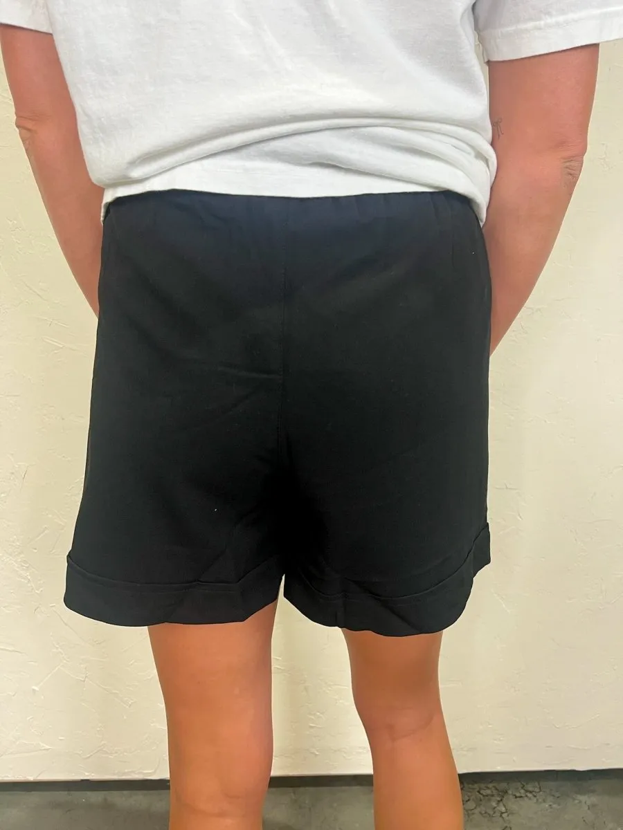 Shay High-Waisted Shorts - Black