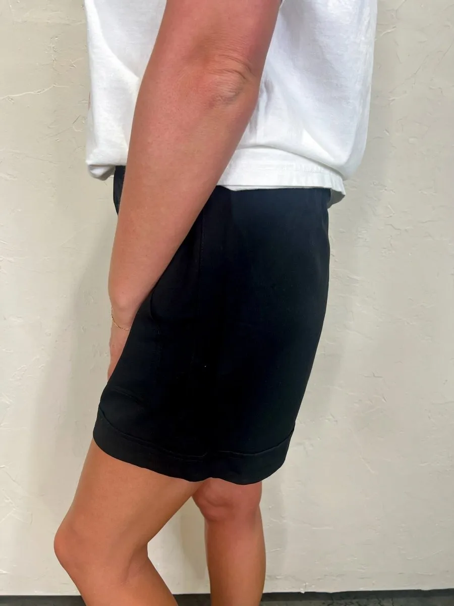 Shay High-Waisted Shorts - Black